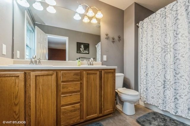 4528 NE Mcdougal Lane, Ankeny, IA 50021