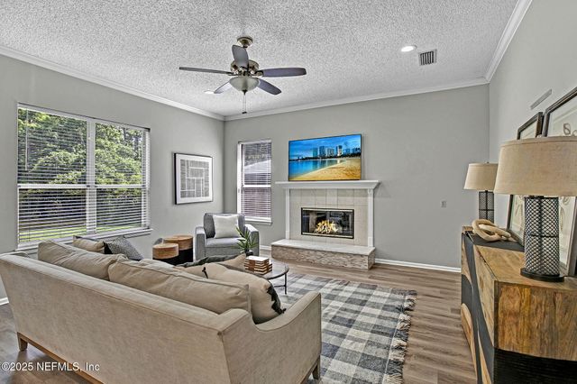 2257 HAMMOCK OAKS Drive, Jacksonville, FL 32223