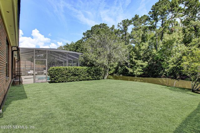 2257 HAMMOCK OAKS Drive, Jacksonville, FL 32223