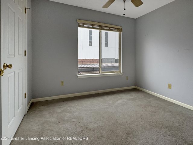 322 Pere Marquette Drive 15, Lansing, MI 48912