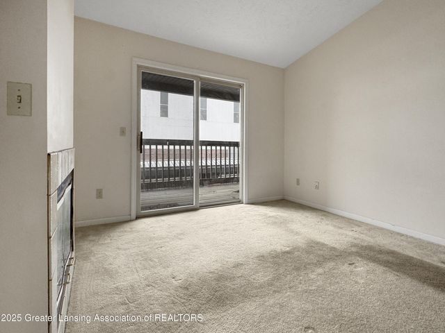 322 Pere Marquette Drive 15, Lansing, MI 48912