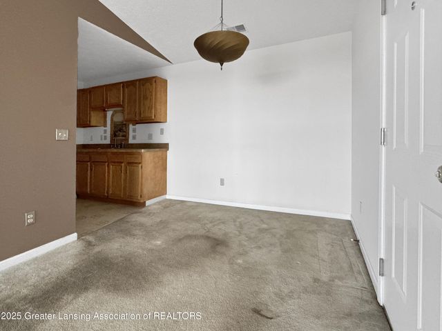 322 Pere Marquette Drive 15, Lansing, MI 48912