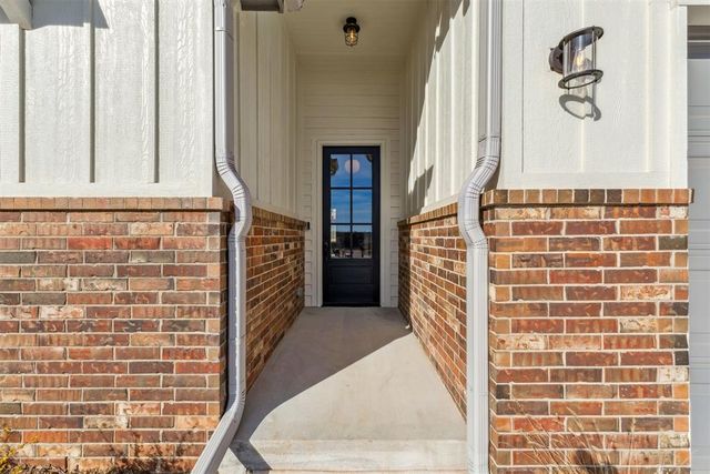 6001 Frankie Lynn Lane, Edmond, OK 73034