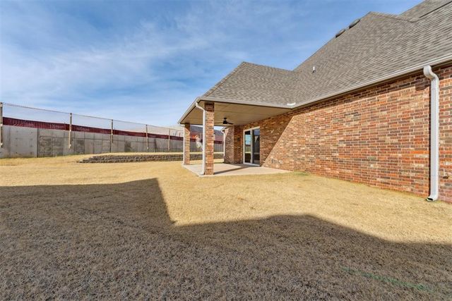 6001 Frankie Lynn Lane, Edmond, OK 73034