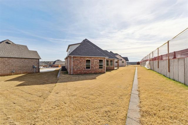 6001 Frankie Lynn Lane, Edmond, OK 73034