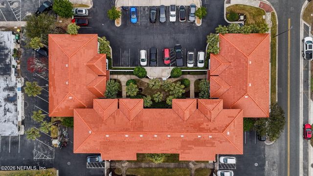 210 11TH Avenue N 104, Jacksonville Beach, FL 32250