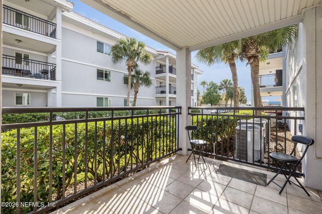 210 11TH Avenue N 104, Jacksonville Beach, FL 32250