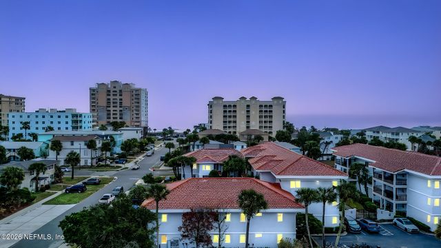 210 11TH Avenue N 104, Jacksonville Beach, FL 32250