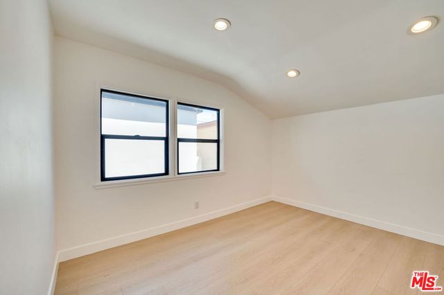 926 N Spaulding Avenue 8, West Hollywood, CA 90046