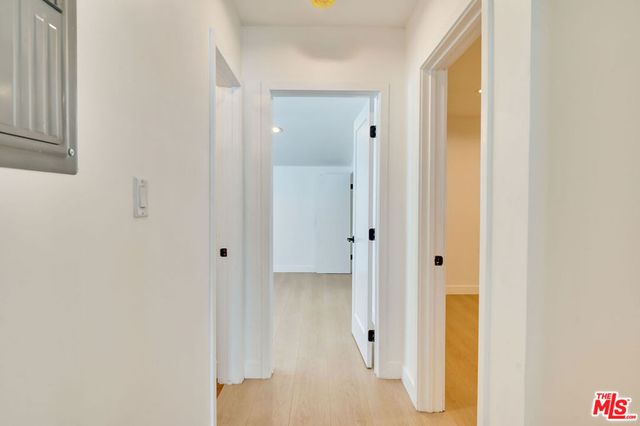 926 N Spaulding Avenue 8, West Hollywood, CA 90046