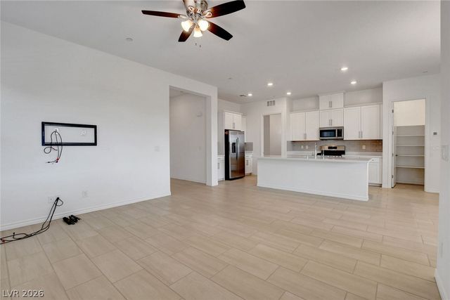 673 Sunlight Hill Street, Henderson, NV 89011