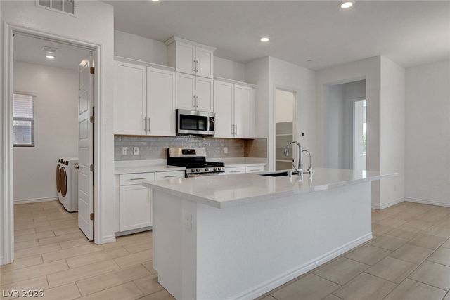 673 Sunlight Hill Street, Henderson, NV 89011
