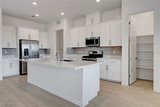 673 Sunlight Hill Street, Henderson, NV 89011