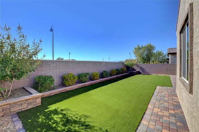 673 Sunlight Hill Street, Henderson, NV 89011