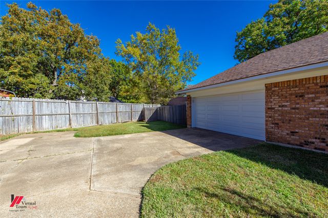 1407 Edgemont Circle, Bossier City, LA 71111