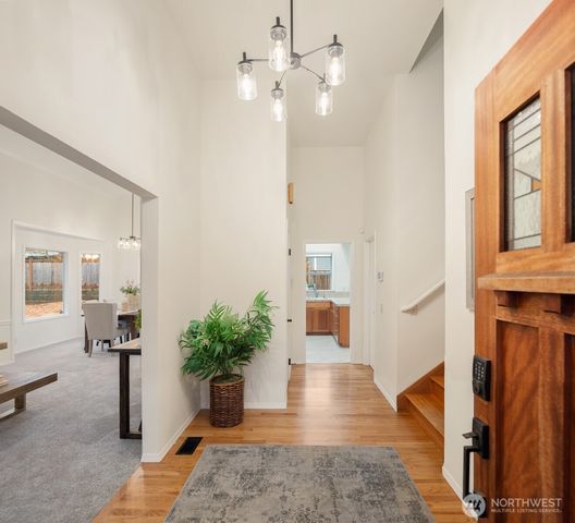 1425 243rd Place SW, Bothell, WA 98021