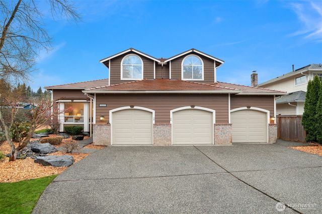 1425 243rd Place SW, Bothell, WA 98021