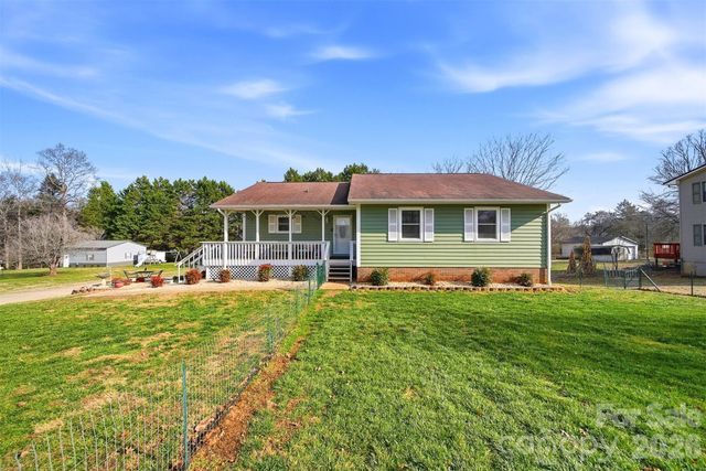 2735 Sides Avenue, Connelly Springs, NC 28612