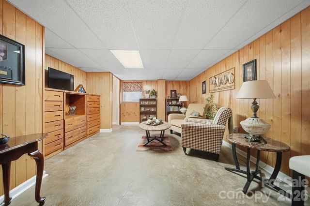 2735 Sides Avenue, Connelly Springs, NC 28612