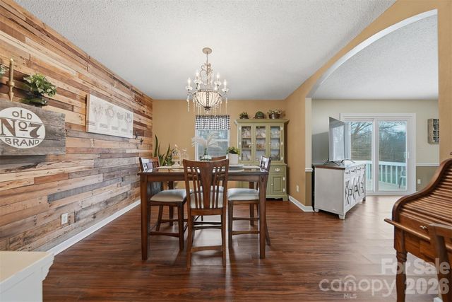 2735 Sides Avenue, Connelly Springs, NC 28612