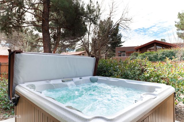 100 Rain Trail Road, Sedona, AZ 86351
