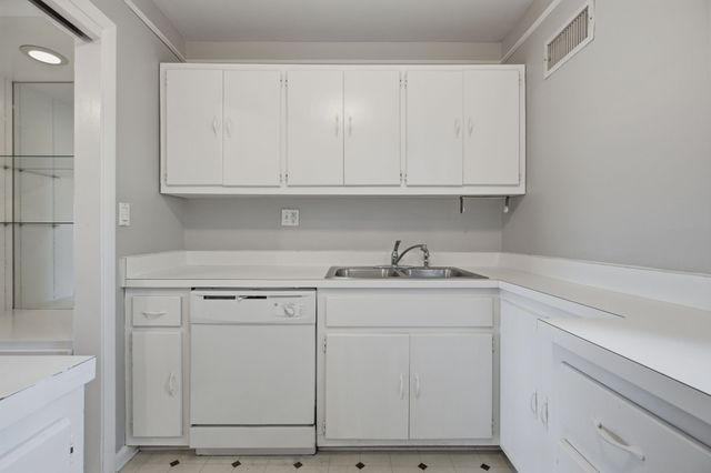 3310 Long Blvd Apt B7, Nashville, TN 37203