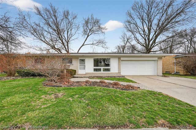 36040 Ladywood Street, Livonia, MI 48154