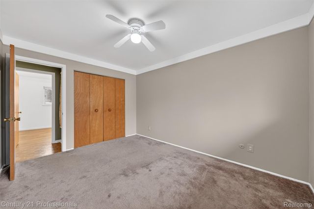 36040 Ladywood Street, Livonia, MI 48154