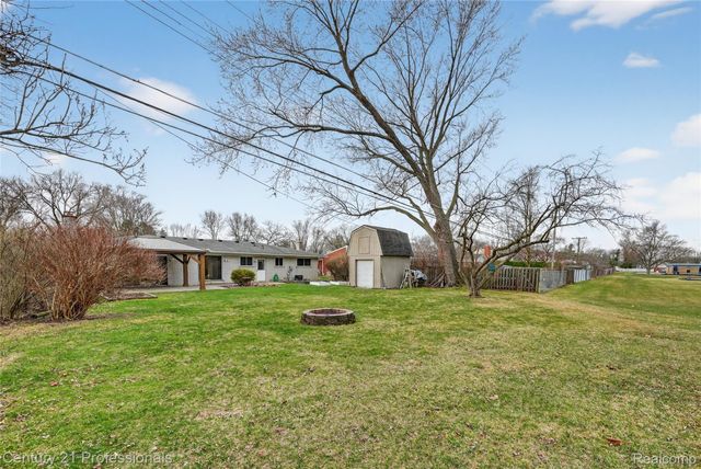 36040 Ladywood Street, Livonia, MI 48154