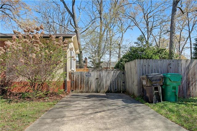 219 Rockspring Road, High Point, NC 27262