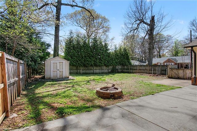 219 Rockspring Road, High Point, NC 27262