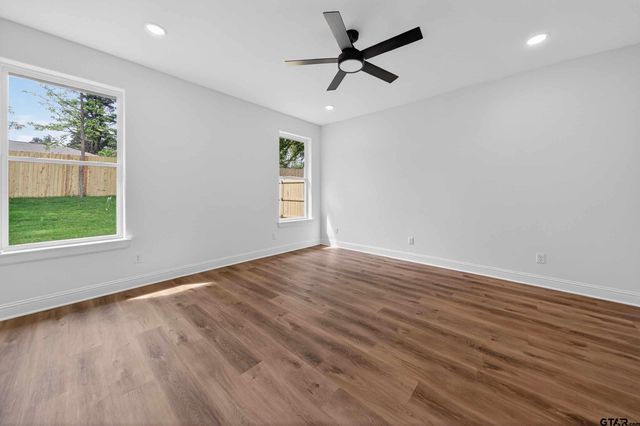 3045 Guinn Farms Rd, Tyler, TX 75707