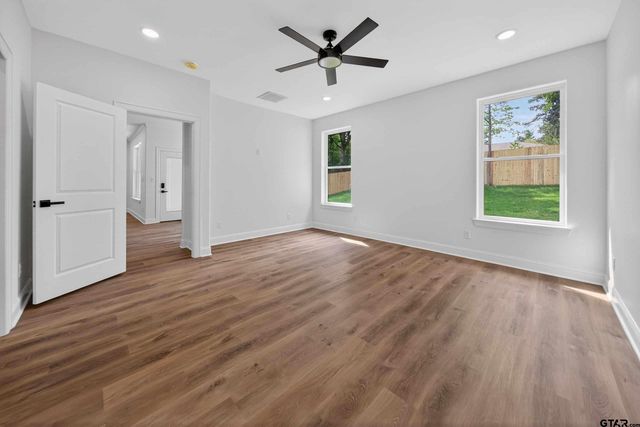 3045 Guinn Farms Rd, Tyler, TX 75707