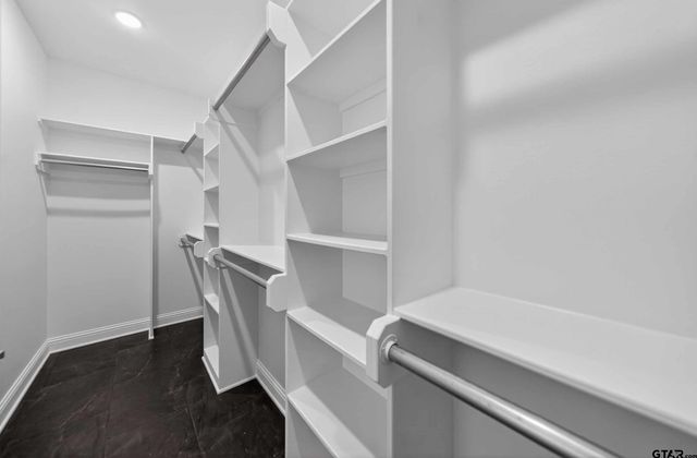 3045 Guinn Farms Rd, Tyler, TX 75707