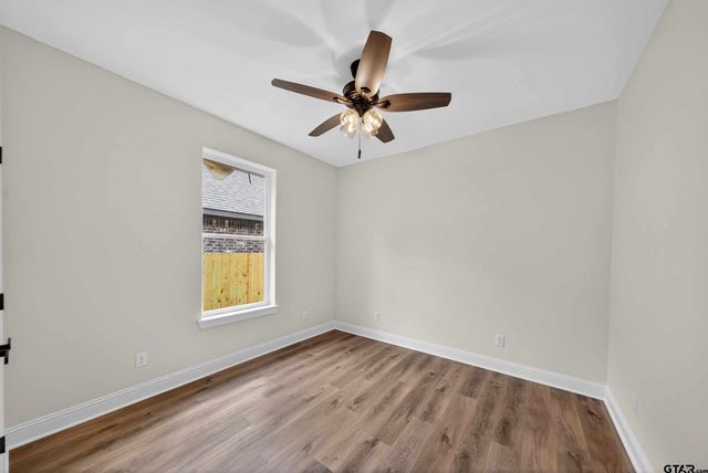 3045 Guinn Farms Rd, Tyler, TX 75707