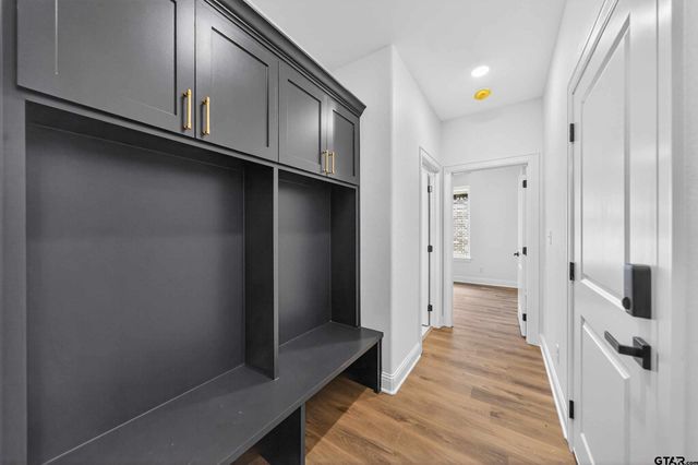 3045 Guinn Farms Rd, Tyler, TX 75707