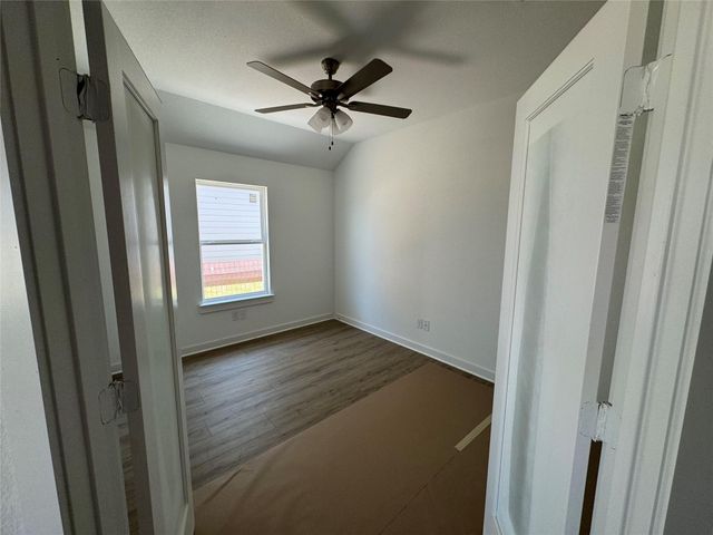 500 Quail Convey DR, Jarrell, TX 76537