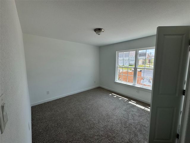 500 Quail Convey DR, Jarrell, TX 76537