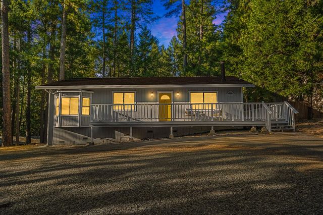 5603 Sierra Springs Dr, Pollock Pines, CA 95726