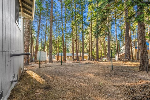 5603 Sierra Springs Dr, Pollock Pines, CA 95726
