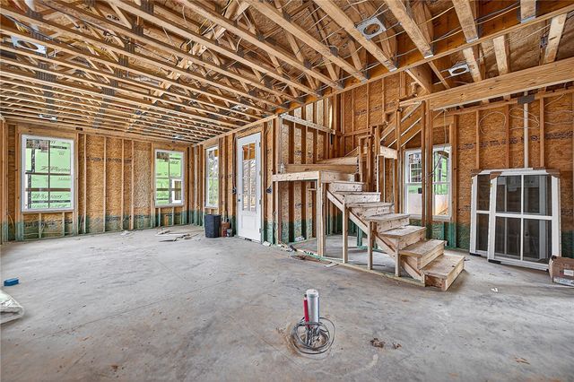 2736 E Black Walnut Circle, Fayetteville, AR 72701