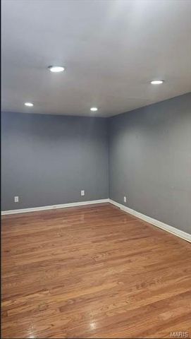 925 Morrison Avenue, St Louis, MO 63104