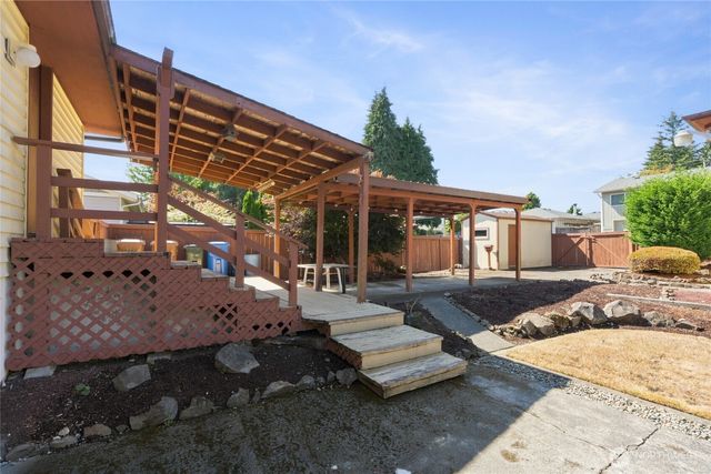 1524 N James St, Tacoma, WA 98406