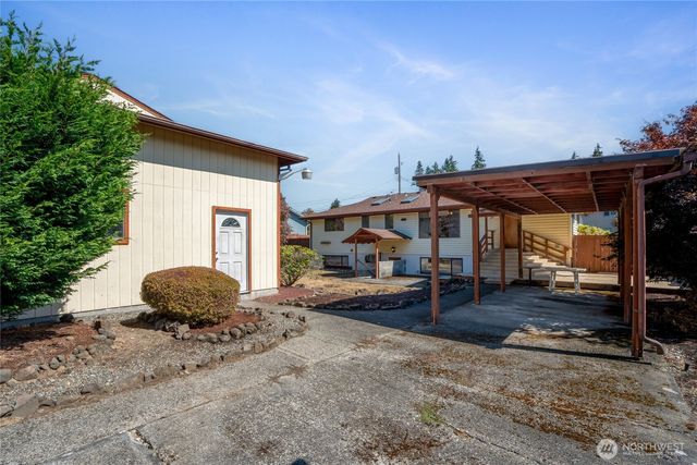 1524 N James St, Tacoma, WA 98406