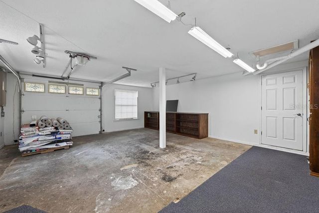 11005 N 27TH STREET, Tampa, FL 33612