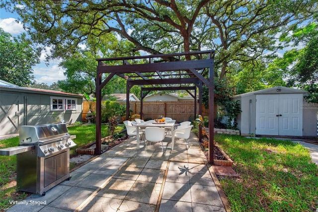11005 N 27TH STREET, Tampa, FL 33612
