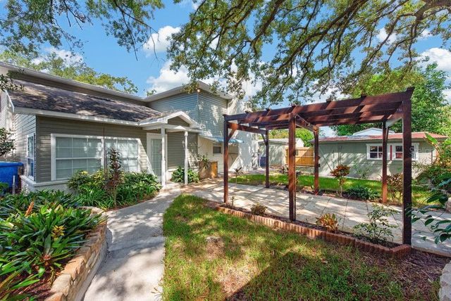 11005 N 27TH STREET, Tampa, FL 33612