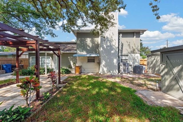 11005 N 27TH STREET, Tampa, FL 33612