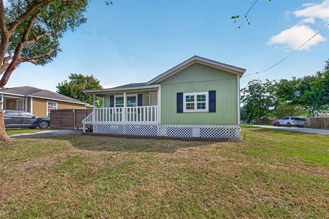 4619 18th Street, Bacliff, TX 77518