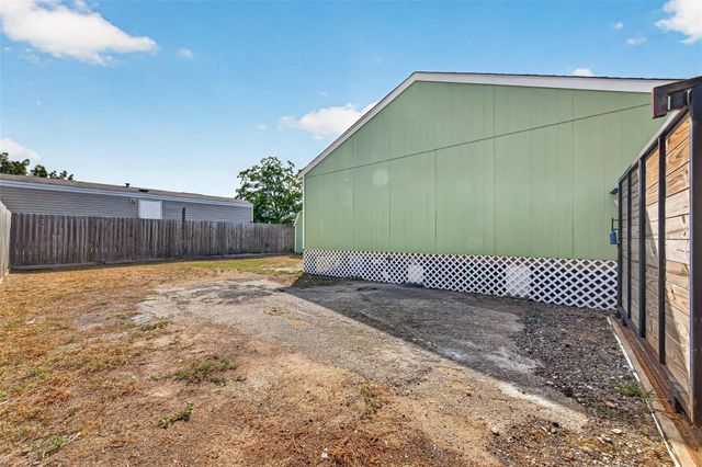 4619 18th Street, Bacliff, TX 77518